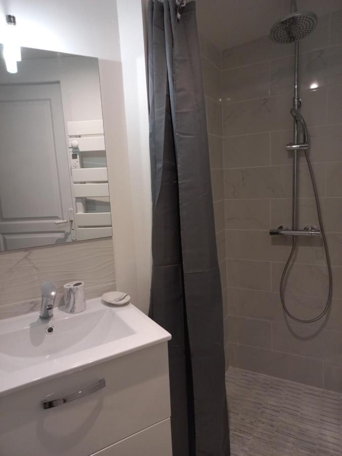 Studio Tt Confort Neuf Et Equipe Apartment Noyon Exterior photo